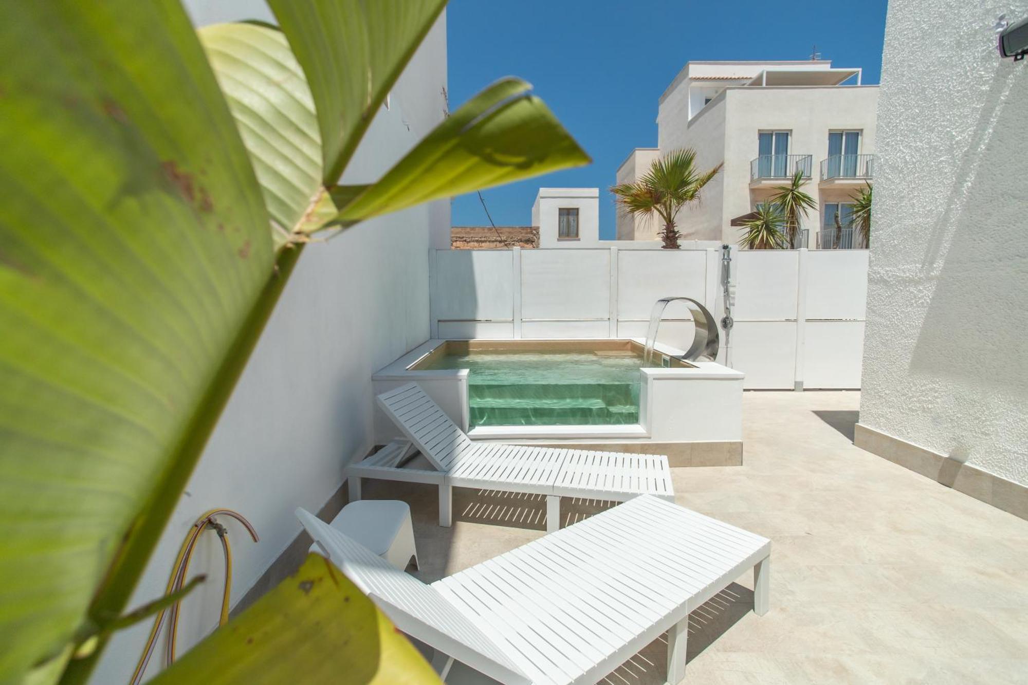 Le Grotte Hotel Lampedusa Eksteriør billede